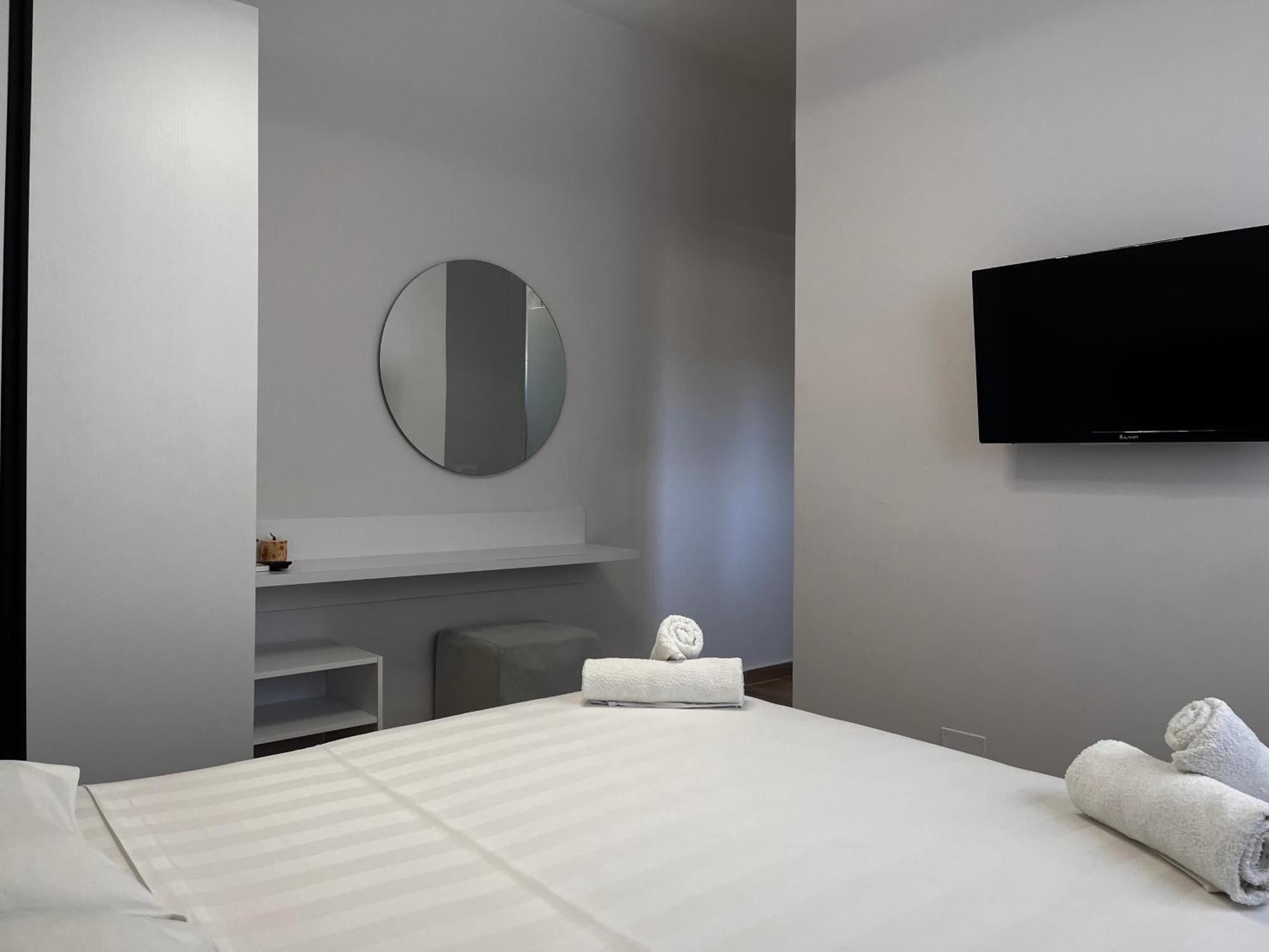 Lian'S Rooms Vlorë Esterno foto